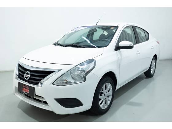 NISSAN VERSA 1.6 16V FLEXSTART SV 4P MANUAL NISSAN VERSA 1.6 16V FLEXSTART SV 4P MANUAL